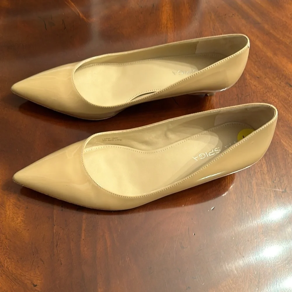 Via Spiga Patent Leather Nude Low Kitten Heel Pumps Shoes Size 9 8.5 - Picture 4 of 6